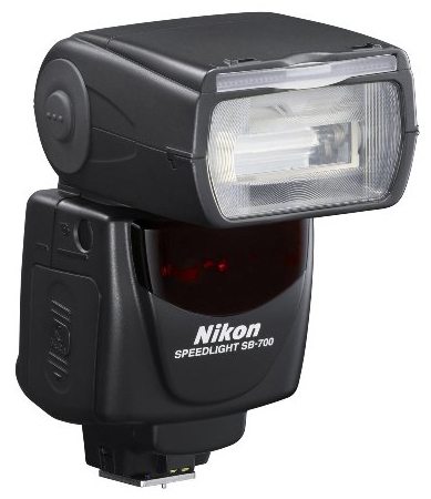NIKON SB-700 Speedlight